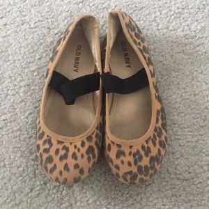 Leopard flats